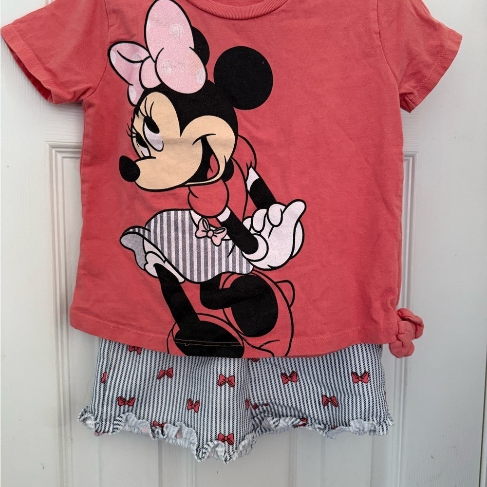 Disney Junior Minnie Mouse Shorts Set - Picture 2 of 9